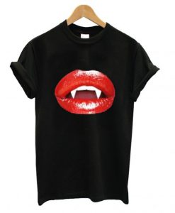 Halloween-Red-Lips-Vampire-Kiss-T-shirt-510x568