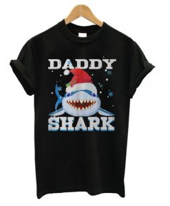 Daddy-Shark-and-red-hat-Christmas-T-shirt-510x568