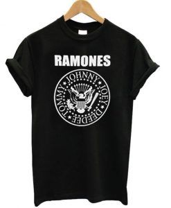 Ramones-Unisex-T-shirt-600x704