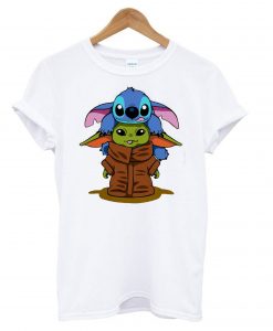 Baby-Yoda-and-Baby-Stitch-Hugging-T-shirt